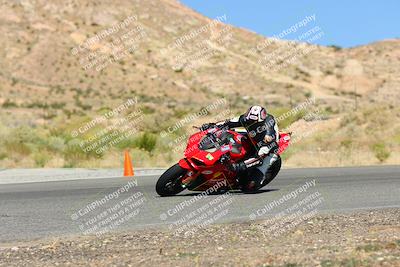 media/Oct-14-2023-TrackXperience (Sat) [[0517685739]]/Level 1/session 2 turn 4/